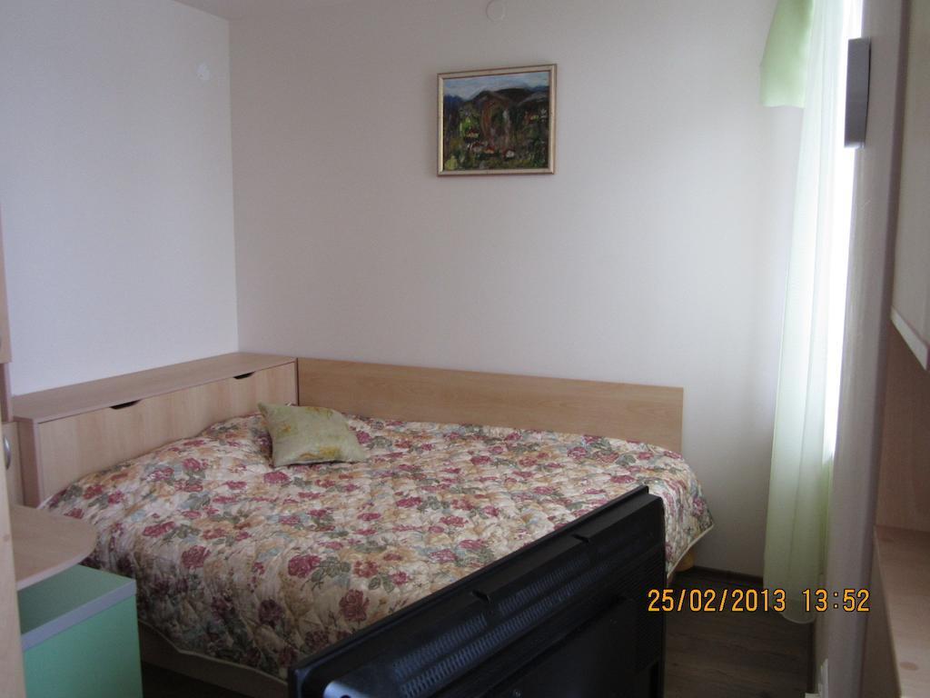 Aparthotel Pine Hills Pamporovo Quarto foto